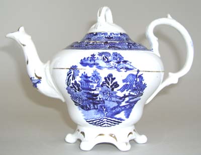 Teapot c1835